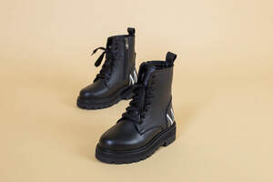 Ботинки на девочку кожаные черные зимние Ботинки на девочку кожаные черные зимние