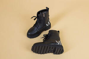 Ботинки на девочку кожаные черные зимние Ботинки на девочку кожаные черные зимние