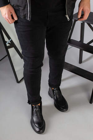 Демисезонные мужские черные кожаные лоферы