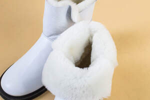 Зимние белые кожаные угги для девочки Зимние белые кожаные угги для девочки