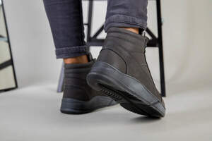 Зимние ботинки из нубука, серые