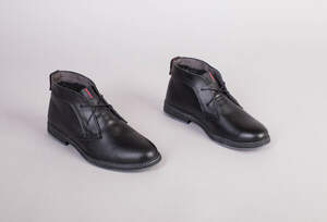 Зимние кожаные черные ботинки 40 Зимние кожаные черные ботинки 40