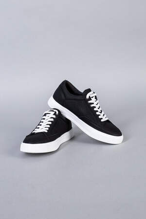 Кеды мужские кожа флотар черные с перфорацией Кеды мужские кожа флотар черные с перфорацией