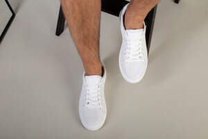 Кеды мужские кожаные белые с перфорацией Кеды мужские кожаные белые с перфорацией