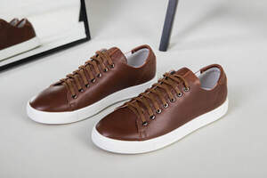 Кеды мужские кожаные коричневые на белой подошве Кеды мужские кожаные коричневые на белой подошве