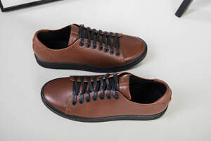 Кеды мужские кожаные коричневые на черной подошве Кеды мужские кожаные коричневые на черной подошве