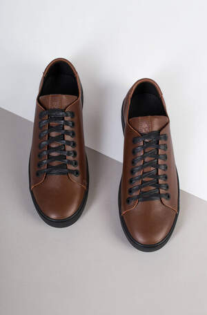 Кеды мужские кожаные коричневые на черной подошве Кеды мужские кожаные коричневые на черной подошве