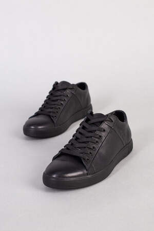 Кеды мужские кожаные черного цвета