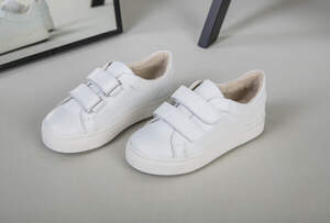 Кеды на девочку кожа флотар белые на липучках Кеды на девочку кожа флотар белые на липучках