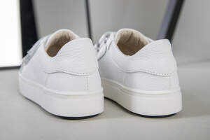 Кеды на девочку кожа флотар белые на липучках Кеды на девочку кожа флотар белые на липучках