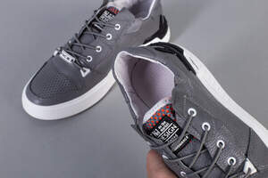 Кроссовки мужские кожаные серые с перфорацией Кроссовки мужские кожаные серые с перфорацией