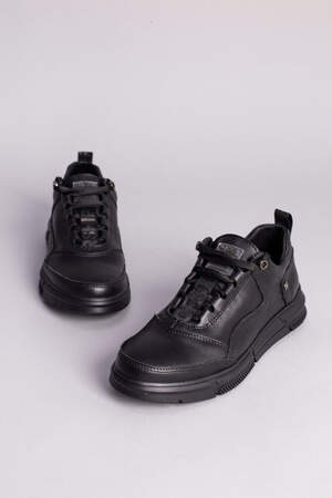 Кроссовки мужские кожаные черные на черной подошве