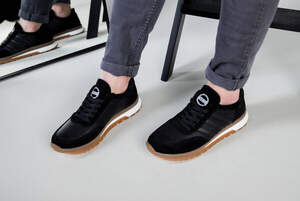 Кроссовки мужские кожаные черные с вставками замши