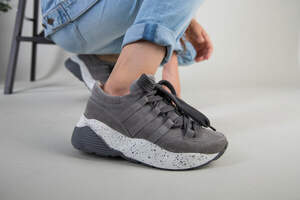 Кроссовки на девочку замшевые серого цвета Кроссовки на девочку замшевые серого цвета