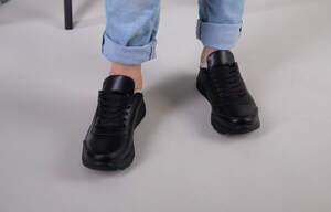 Кроссовки на девочку кожаные черного цвета Кроссовки на девочку кожаные черного цвета