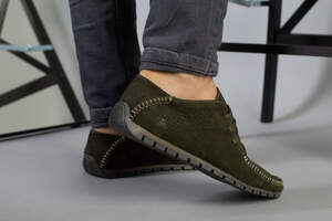 Мокасины мужские из нубука зеленого цвета, перфорация Мокасины мужские из нубука зеленого цвета, перфорация