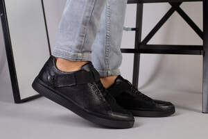 Мужские черные кожаные кроссовки с перфорацией Мужские черные кожаные кроссовки с перфорацией