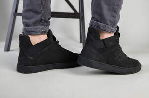 Мужские черные кроссовки из нубука, на байке, 40 Мужские черные кроссовки из нубука, на байке, 40