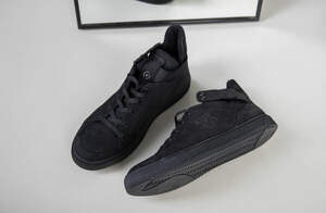 Мужские черные кроссовки из нубука, на байке, 40 Мужские черные кроссовки из нубука, на байке, 40