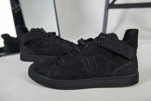 Мужские черные кроссовки из нубука, на байке, 40 Мужские черные кроссовки из нубука, на байке, 40