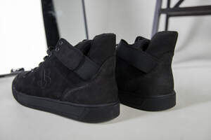 Мужские черные кроссовки из нубука, на байке, 40 Мужские черные кроссовки из нубука, на байке, 40