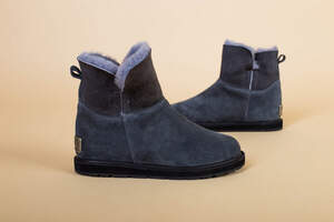 Угги детские замшевые серого цвета Угги детские замшевые серого цвета