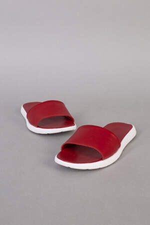 Шлепанцы мужские кожаные красные Шлепанцы мужские кожаные красные