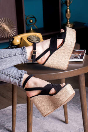 Женские босоножки Fashion Abbykitty 2726 36 размер 23,5 см Черный Женские босоножки Fashion Abbykitty 2726 36 размер 23,5 см Черный