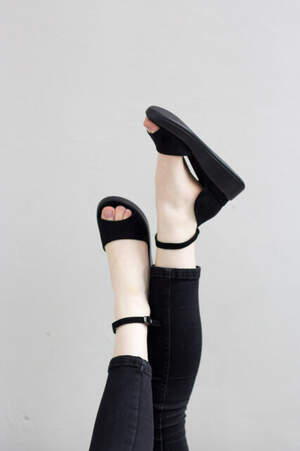 Женские босоножки Fashion Abdul 2727 39 размер 25 см Черный Женские босоножки Fashion Abdul 2727 39 размер 25 см Черный