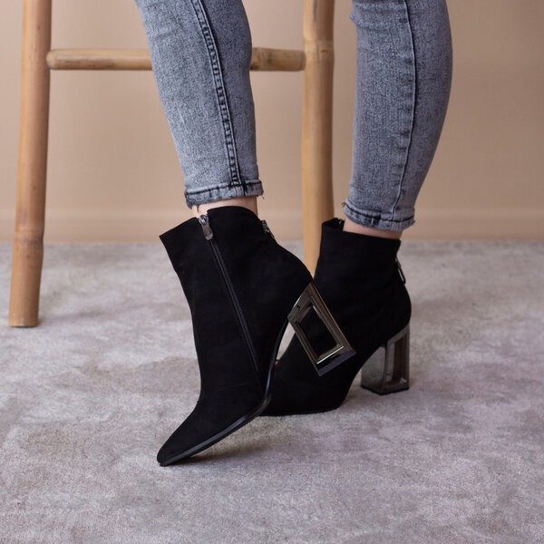 Ботильоны женские Fashion Brummy 2542 35 размер 23 см Черный Ботильоны женские Fashion Brummy 2542 35 размер 23 см Черный