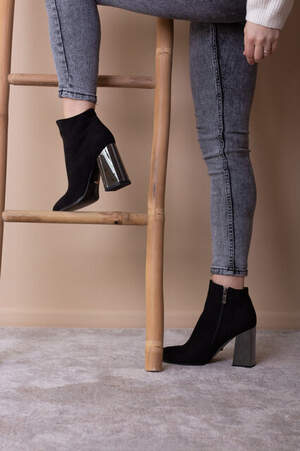 Ботильоны женские Fashion Caruso 2553 35 размер 23 см Черный