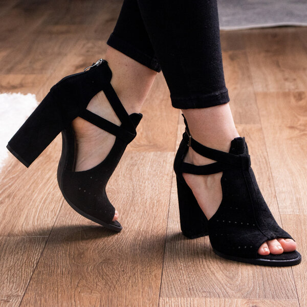 Женские босоножки Fashion Bruno 2872 36 размер 23,5 см Черный Женские босоножки Fashion Bruno 2872 36 размер 23,5 см Черный