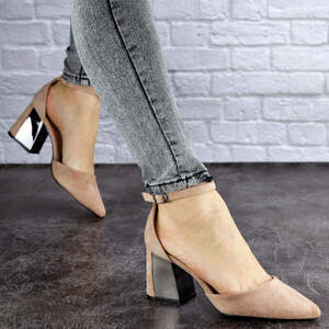 Женские босоножки Fashion Flurry 1791 36 размер 23,5 см Бежевый Женские босоножки Fashion Flurry 1791 36 размер 23,5 см Бежевый