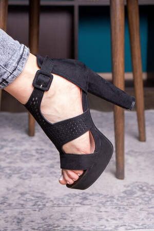 Женские босоножки Fashion Ichi 2835 36 размер 23,5 см Черный Женские босоножки Fashion Ichi 2835 36 размер 23,5 см Черный