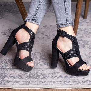 Женские босоножки Fashion Ichi 2835 36 размер 23,5 см Черный Женские босоножки Fashion Ichi 2835 36 размер 23,5 см Черный