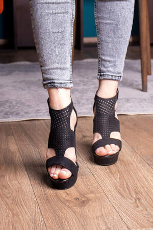 Женские босоножки Fashion Ichi 2835 36 размер 23,5 см Черный Женские босоножки Fashion Ichi 2835 36 размер 23,5 см Черный