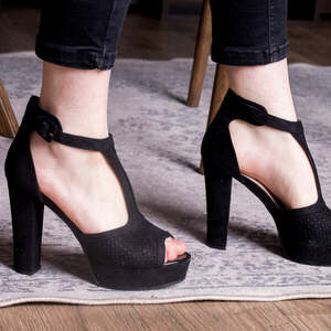 Женские босоножки Fashion Idi 2836 36 размер 23,5 см Черный Женские босоножки Fashion Idi 2836 36 размер 23,5 см Черный