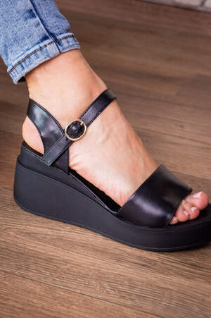 Женские босоножки Fashion Jabba 2945 37 размер 23,5 см Черный Женские босоножки Fashion Jabba 2945 37 размер 23,5 см Черный