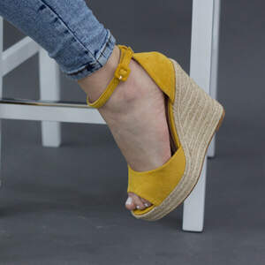 Женские босоножки Fashion Labelle 2709 37 размер 23,5 см Желтый Женские босоножки Fashion Labelle 2709 37 размер 23,5 см Желтый