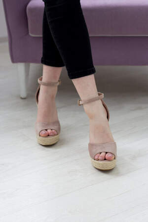 Женские босоножки Fashion Labelle 2811 38 размер 24 см Бежевый Женские босоножки Fashion Labelle 2811 38 размер 24 см Бежевый