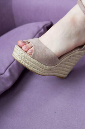 Женские босоножки Fashion Labelle 2811 38 размер 24 см Бежевый Женские босоножки Fashion Labelle 2811 38 размер 24 см Бежевый