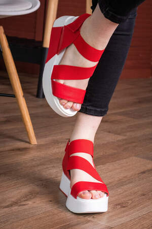 Женские босоножки Fashion Lacey 3031 40 размер 25 см Красный Женские босоножки Fashion Lacey 3031 40 размер 25 см Красный