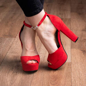 Женские босоножки Fashion Loki 2857 37 размер 24 см Красный Женские босоножки Fashion Loki 2857 37 размер 24 см Красный