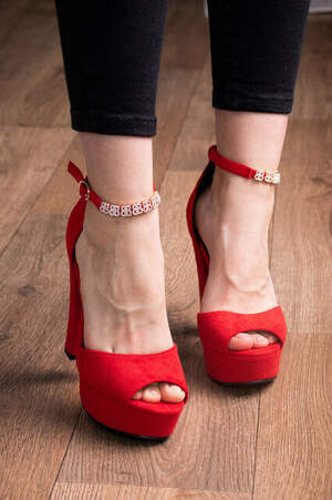 Женские босоножки Fashion Loki 2857 37 размер 24 см Красный Женские босоножки Fashion Loki 2857 37 размер 24 см Красный