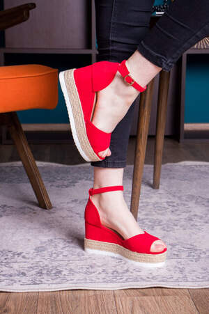 Женские босоножки Fashion Macky 2730 38 размер 24,5 см Красный Женские босоножки Fashion Macky 2730 38 размер 24,5 см Красный