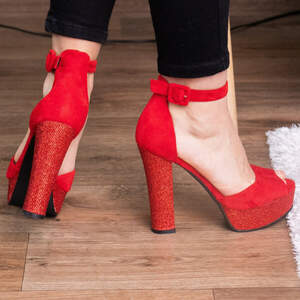 Женские босоножки Fashion Mia 2860 38 размер 24,5 см Красный Женские босоножки Fashion Mia 2860 38 размер 24,5 см Красный