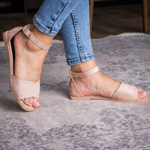 Женские босоножки Fashion Milo 2933 38 размер 24,5 см Бежевый Женские босоножки Fashion Milo 2933 38 размер 24,5 см Бежевый