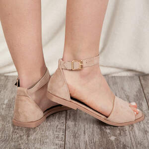 Женские босоножки Fashion Milo 2933 38 размер 24,5 см Бежевый Женские босоножки Fashion Milo 2933 38 размер 24,5 см Бежевый