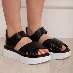 Женские босоножки Fashion Ubu 2970 36 размер 23,5 см Черный Женские босоножки Fashion Ubu 2970 36 размер 23,5 см Черный