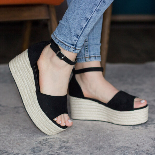 Женские босоножки Fashion Wackywoo 2824 38 размер 24,5 см Черный Женские босоножки Fashion Wackywoo 2824 38 размер 24,5 см Черный